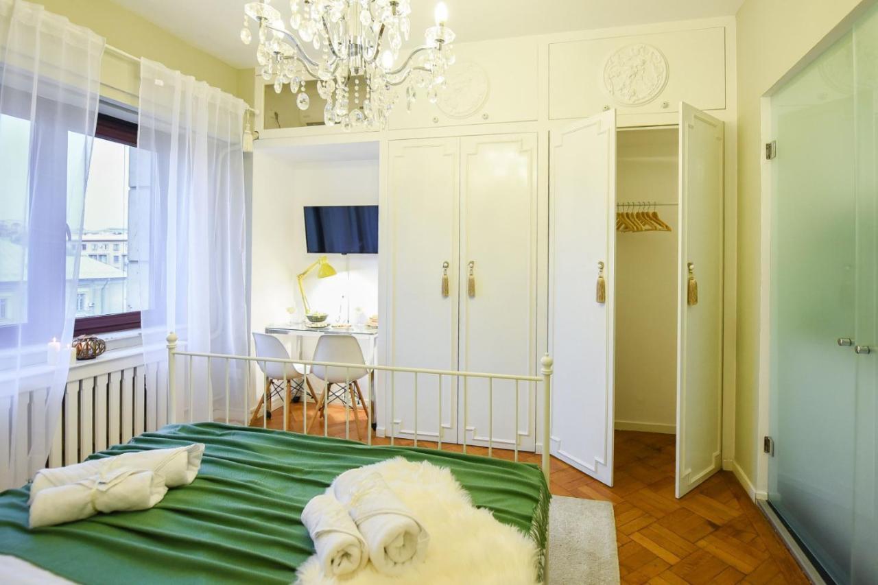 Luxury - Old Town Studio Bucureşti